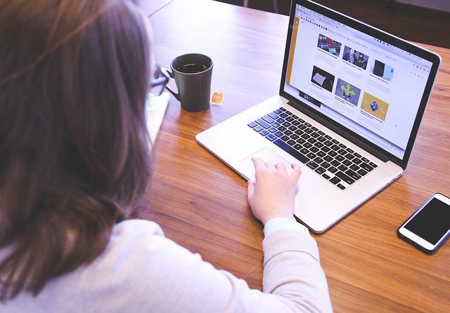 TELEFORMACIÓN PARA DOCENTES Flo Formación