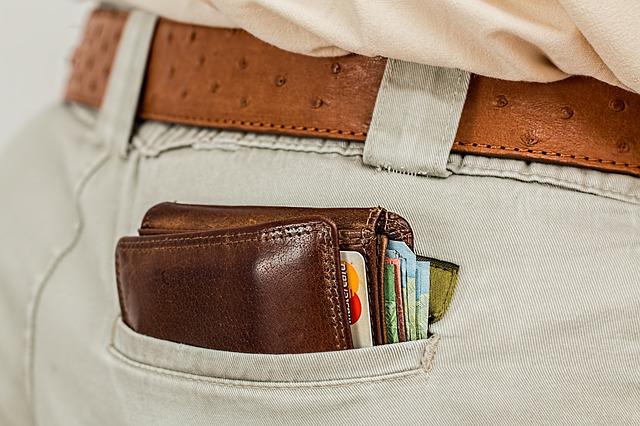 DERECHOS DE LOS CONSUMIDORES Flo Formación