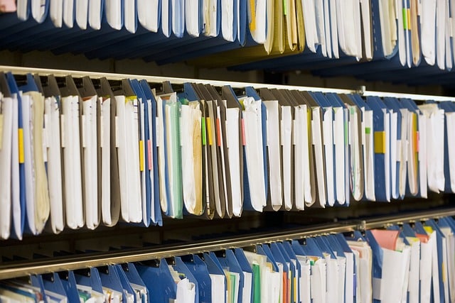 PROCESOS ADMINISTRATIVOS EN CENTROS SANITARIOS (RIS)