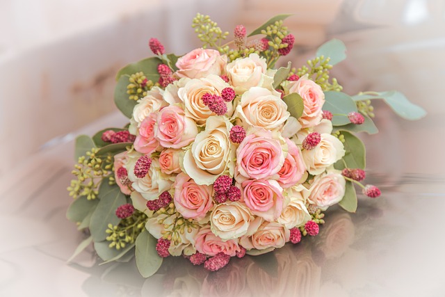 SERVICIOS Y PRODUCTOS EN FLORISTERÍA Flo Formación