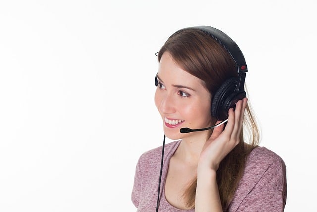 TECNICAS DE VENTAS TELEFÓNICAS EN TELEMARKETING Flo Formación